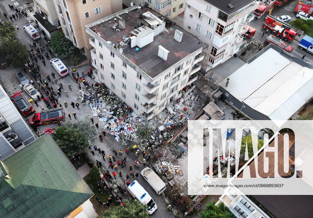Partial collapse occurs in 7-story building in Istanbul s Maltepe district ISTANBUL, TURKIYE - OCTOBER 8: An aerial view shows search and rescue operations underway after the lower floors of a seven-story building partially collapse in the Maltepe district of Istanbul, Turkiye, on October 8, 2026. Murat Sengul Anadolu Istanbul Turkey. Editorial use only. Please get in touch for any other usage.