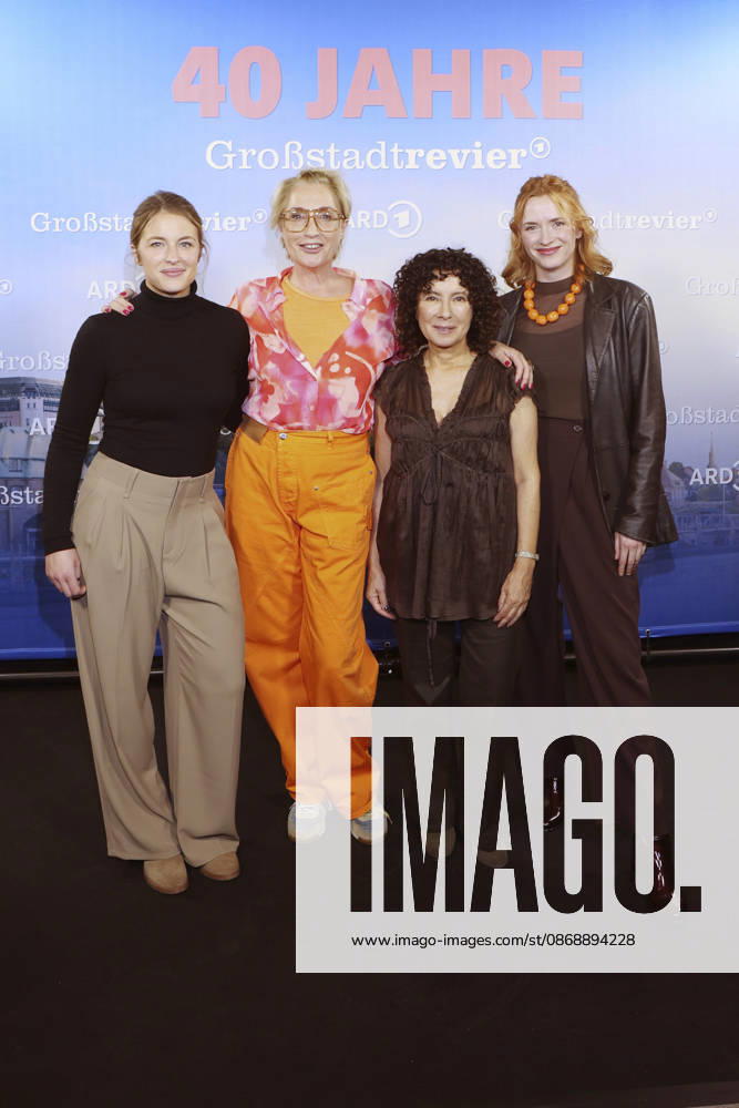 Sinha Melina Gierke, Saskia Fischer, Maria Ketikidou, and Sofie Junker at the photo call celebrating the 40th anniversary of the ARD series *Großstadtrevier* at the Astor Film Lounge in Hamburg, October 7, 2026 Foto:xFuturexImagex grossstadtrevier_6005
