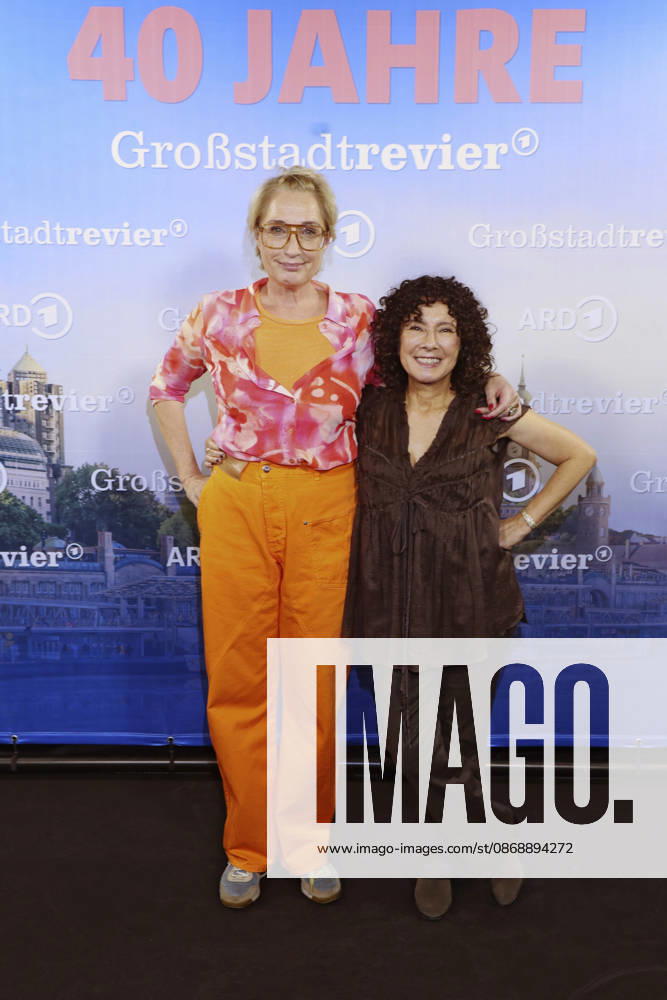 Saskia Fischer and Maria Ketikidou at the photo call celebrating the 40th anniversary of the ARD series *Großstadtrevier* at the Astor Film Lounge in Hamburg, October 7, 2026 Foto:xFuturexImagex grossstadtrevier_6010