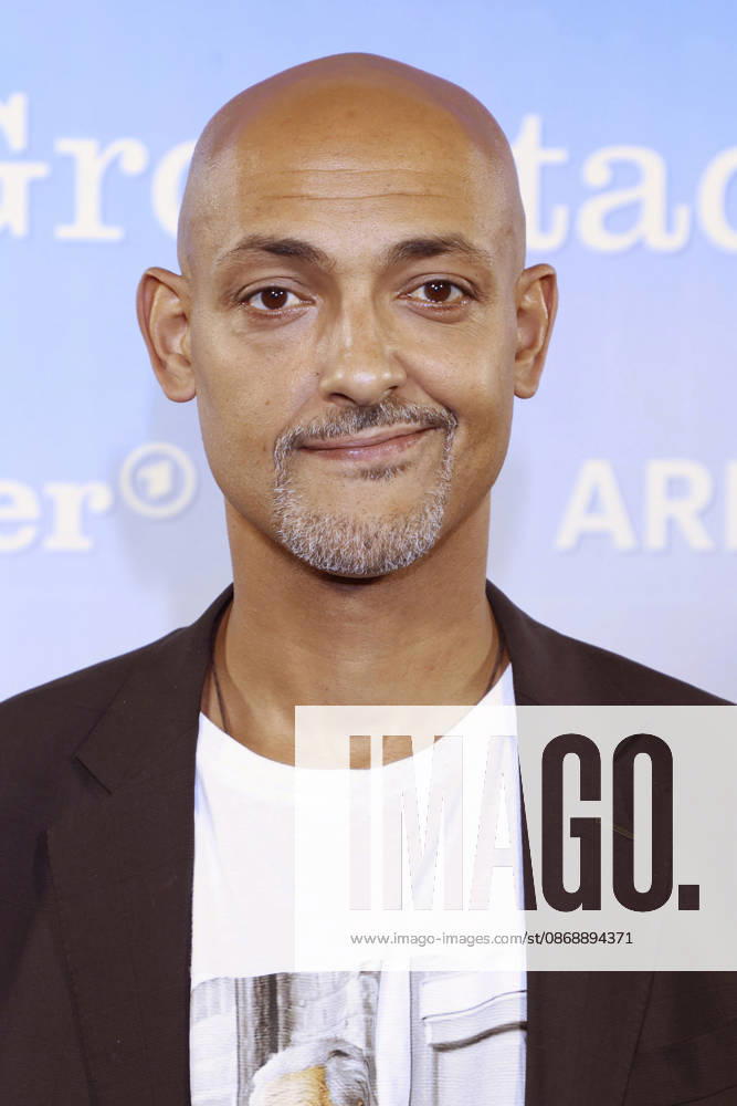 Patrick Abozen at the photocall celebrating the 40th anniversary of the ARD series *Großstadtrevier* at the Astor Film Lounge in Hamburg, October 7, 2026 Foto:xFuturexImagex grossstadtrevier_6024