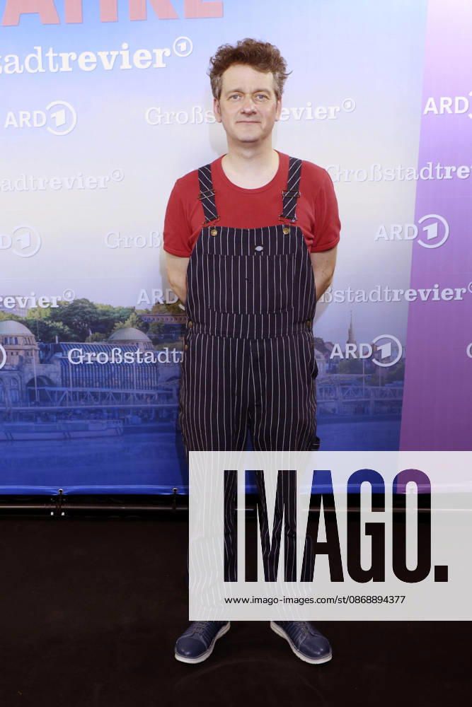 Sven Fricke at the photo call celebrating the 40th anniversary of the ARD series *Großstadtrevier* at the Astor Film Lounge in Hamburg, October 7, 2026 Foto:xFuturexImagex grossstadtrevier_6025