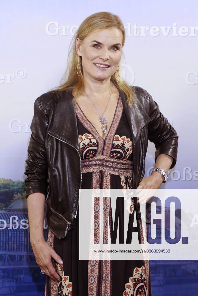 Andrea Lüdke at the photo call celebrating the 40th anniversary of the ARD series *Großstadtrevier* at the Astor Film Lounge in Hamburg, October 7, 2026 Foto:xFuturexImagex grossstadtrevier_6033