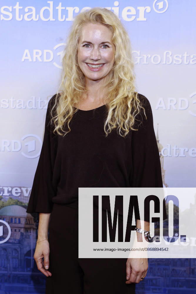 Dorothea Schenck at the photo call celebrating the 40th anniversary of the ARD series *Großstadtrevier* at the Astor Film Lounge in Hamburg, October 7, 2026 Foto:xFuturexImagex grossstadtrevier_6036