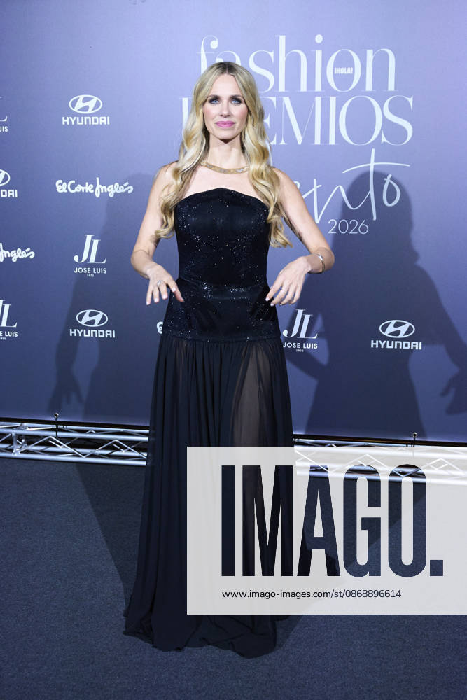 Talento Fashion Awards - Madrid Vanessa Romero attends 5th Talento Fashion Awards Photocall at Espacio La Salle by Eneldo on October 7, 2026 in Madrid, Spain Photo by ABACAPRESS.COM Madrid Madrid Spain