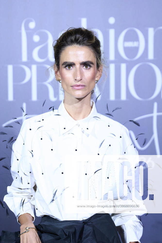 Talento Fashion Awards - Madrid Alejandra Domínguez attends 5th Talento Fashion Awards Photocall at Espacio La Salle by Eneldo on October 7, 2026 in Madrid, Spain Photo by ABACAPRESS.COM Madrid Madrid Spain