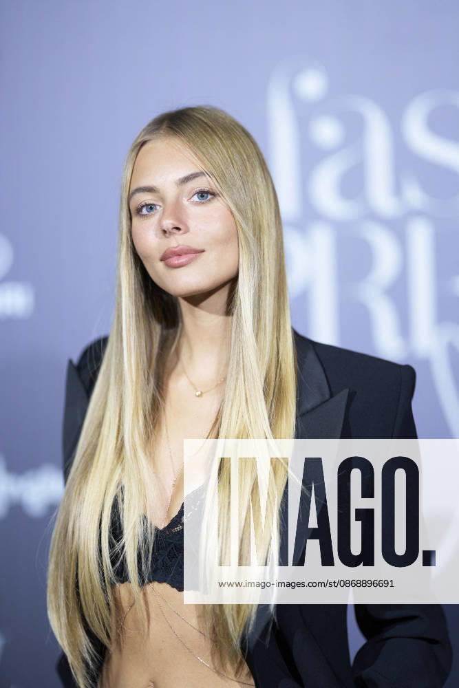 Talento Fashion Awards - Madrid Mishel Gerzig attends 5th Talento Fashion Awards Photocall at Espacio La Salle by Eneldo on October 7, 2026 in Madrid, Spain Photo by ABACAPRESS.COM Madrid Madrid Spain