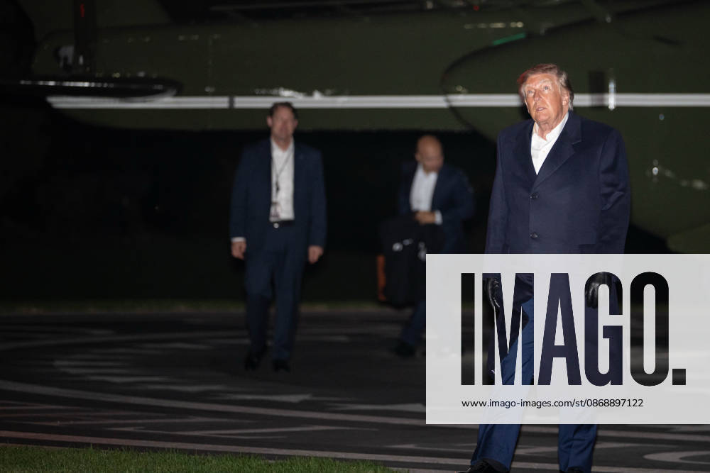 President DONALD TRUMP walks across the South Lawn of the White House after arriving aboard Marine One following a trip to San Antonio, Texas, where he attended a campaign rally ahead of the November midterm elections. Washington United States - ZUMAk206 20261008_znp_k206_010