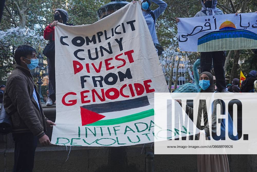 Pro-Palestinians rally outside City Hall NEW YORK, UNITED STATES - OCTOBER 07: Pro-Palestinian Americans rally outside City Hall and march to Union Square in New York, United States, on October 7, 2026, marking the anniversary of the October 7 attacks on Gaza. Selcuk Acar Anadolu New York United States. Editorial use only. Please get in touch for any other usage.