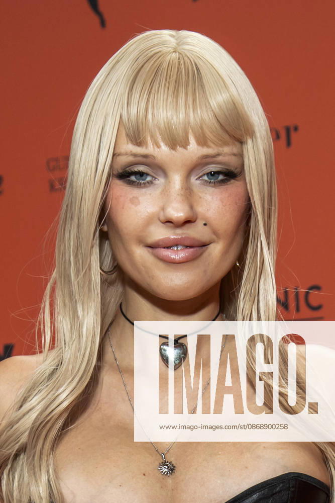 ABB ABOUTYOU Bonnie Strange as a guest on the Orange Carpet at the ABOUT YOU Opera Fashion Show at the Admiralspalast on October 7, 2026, in Berlin, Germany