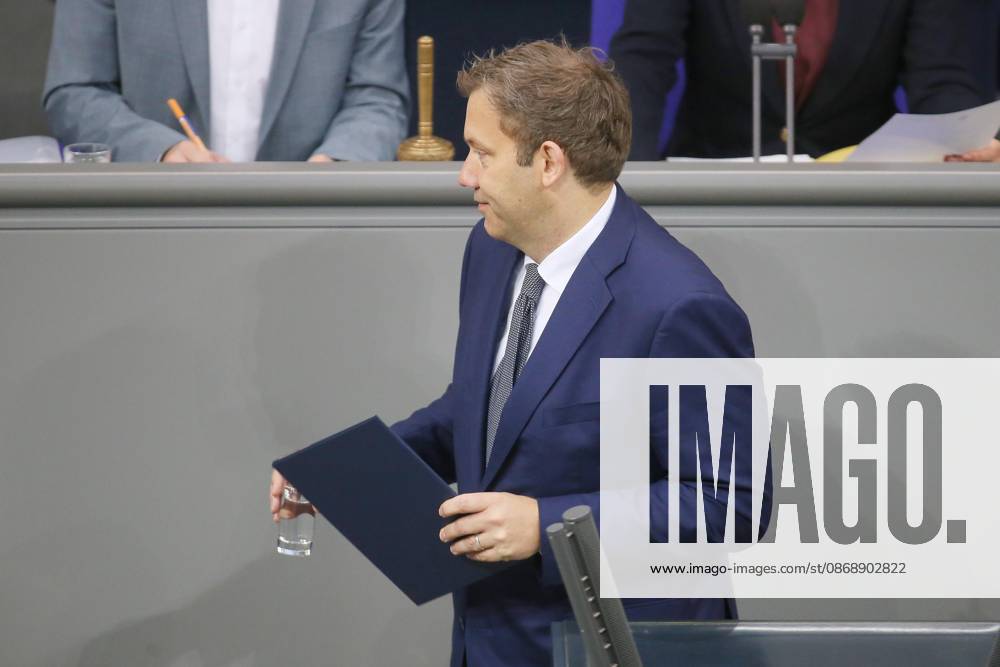 German Bundestag 99th Session of the Bundestag Federal Minister of Finance Lars Klingbeil (SPD) speaks in the plenary session