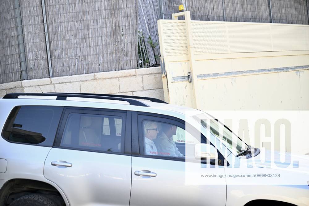 Israel suspends UK Consulate General s operations in East Jerusalem JERUSALEM - OCTOBER 8: Vehicles leave the British Consulate General after Israel suspends its operations in retaliation for Britain s decision to ban imports of products made in illegal Israeli settlements, in East Jerusalem on October 8, 2026. The decision comes amid escalating tensions between Israel and the United Kingdom over Israeli settlement policies. Mostafa Alkharouf Anadolu Jerusalem Israel. Editorial use only. Please get in touch for any other usage.
