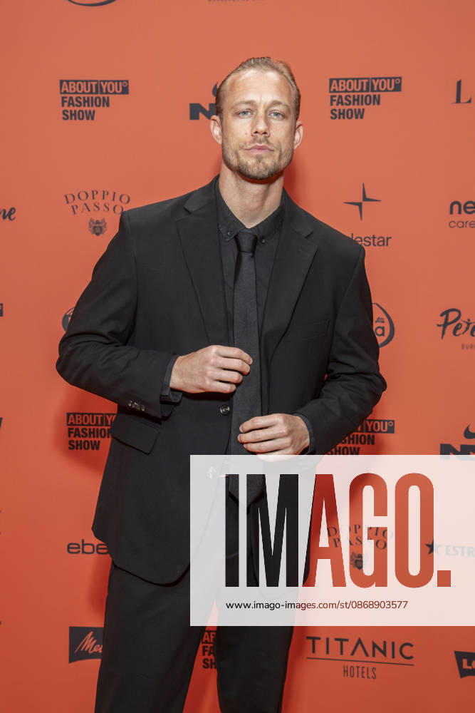 ABB ABOUTYOU Kevin Pabel as a guest on the Orange Carpet at the ABOUT YOU Opera Fashion Show at the Admiralspalast on October 7, 2026, in Berlin, Germany