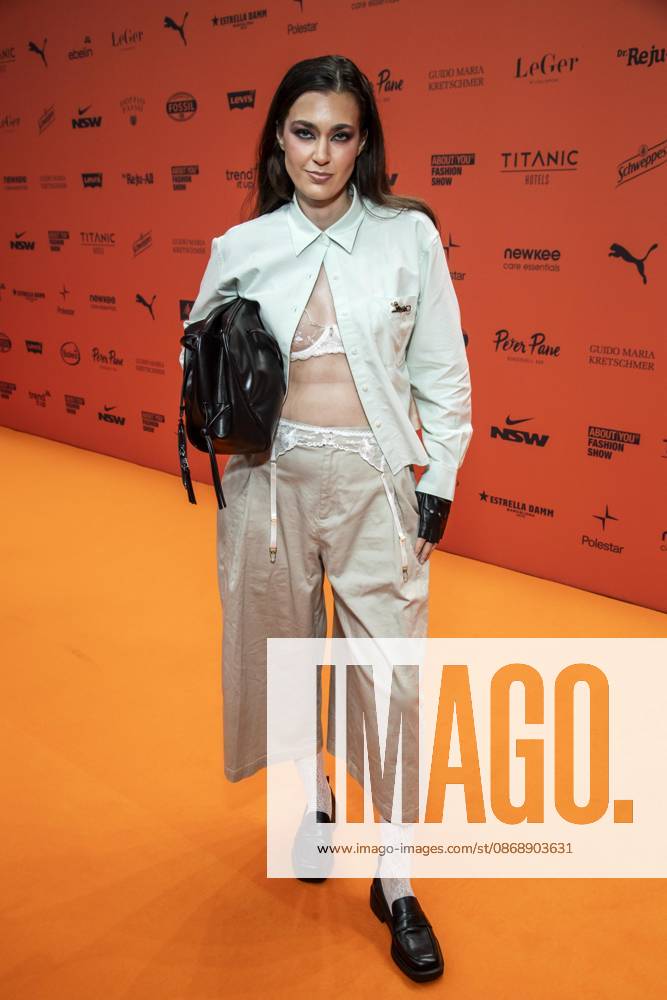 ABB ABOUTYOU Ipek Oencel as a guest on the orange carpet at the ABOUT YOU Opera Fashion Show at the Admiralspalast on October 7, 2026, in Berlin, Germany