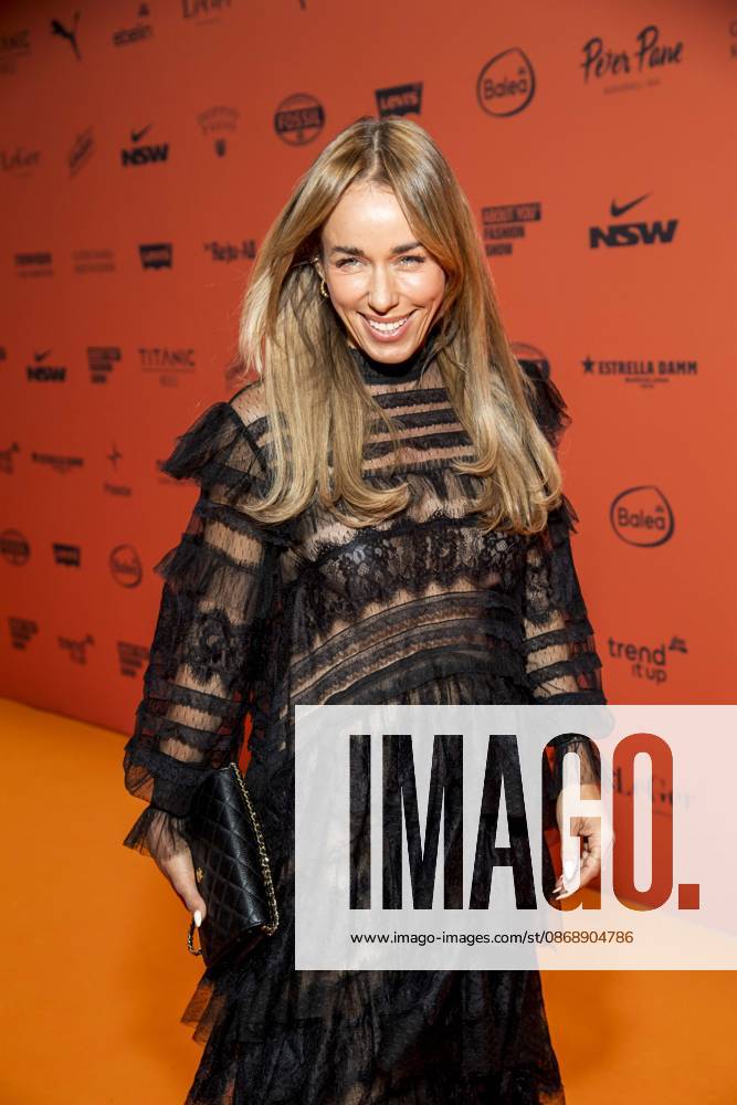 ABB ABOUTYOU Annemarie Carpendale makes a solo appearance on the Orange Carpet at the ABOUT YOU Opera Fashion Show at the Admiralspalast on October 7, 2026, in Berlin, Germany