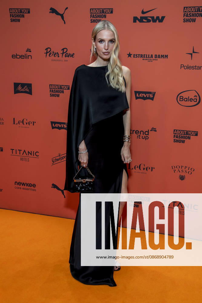 ABB ABOUTYOU Leonie Hanne as a guest on the orange carpet at the ABOUT YOU Opera Fashion Show at the Admiralspalast on October 7, 2026, in Berlin, Germany
