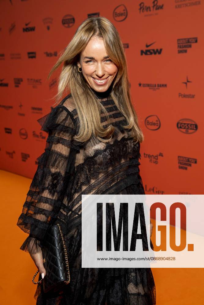 ABB ABOUTYOU Annemarie Carpendale makes a solo appearance on the Orange Carpet at the ABOUT YOU Opera Fashion Show at the Admiralspalast on October 7, 2026, in Berlin, Germany