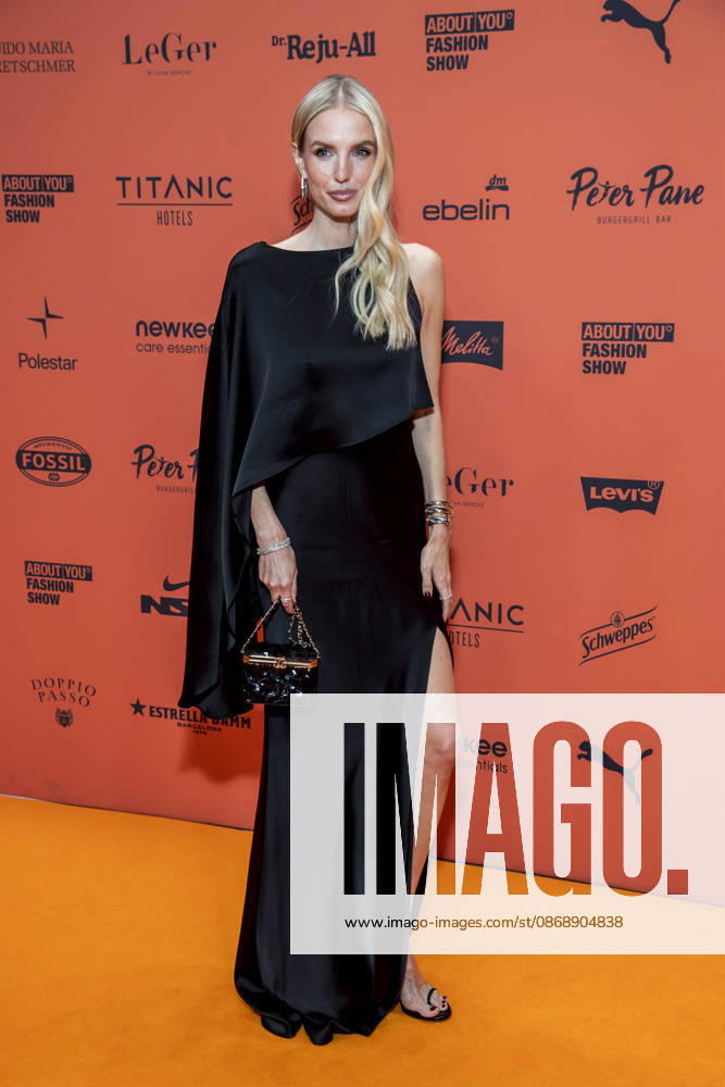 ABB ABOUTYOU Leonie Hanne as a guest on the orange carpet at the ABOUT YOU Opera Fashion Show at the Admiralspalast on October 7, 2026, in Berlin, Germany