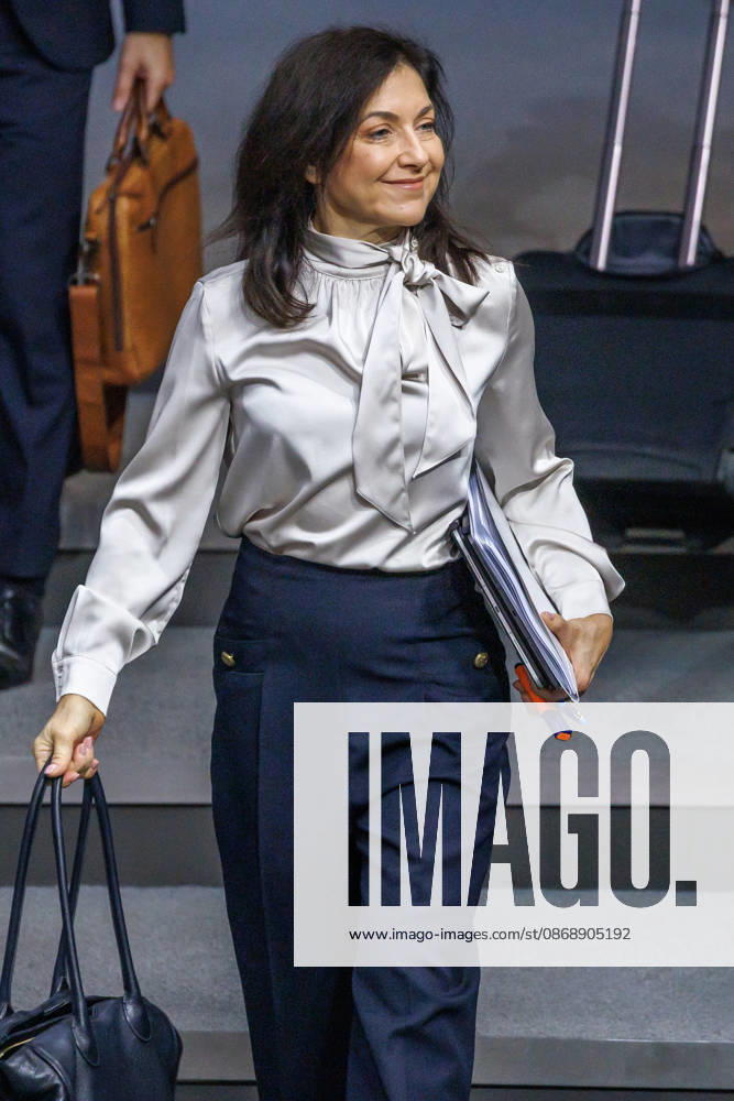 Bundestag: Katherina Reiche (CDU), Federal Minister for Economic Affairs and Energy, at the German Bundestag on October 8, 2026, in Berlin, Berlin, Berlin, Germany, Bundestag