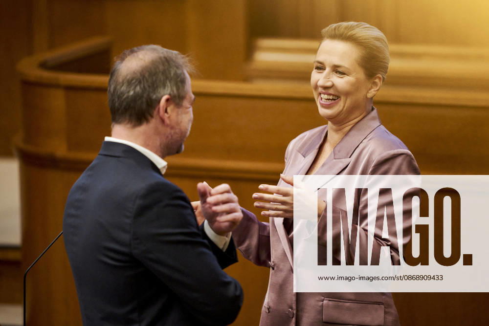 Opening debate in the Danish Parliament: Prime Minister Mette Frederiksen and Minister of Justice Nicolai Wammen, both of the Social Democratic Party, before the opening debate in the Parliament Hall at Christiansborg on Thursday, October 8, 2026. Photo by Thomas Traasdahl, Ritzau Scanpix, Copenhagen, Denmark
