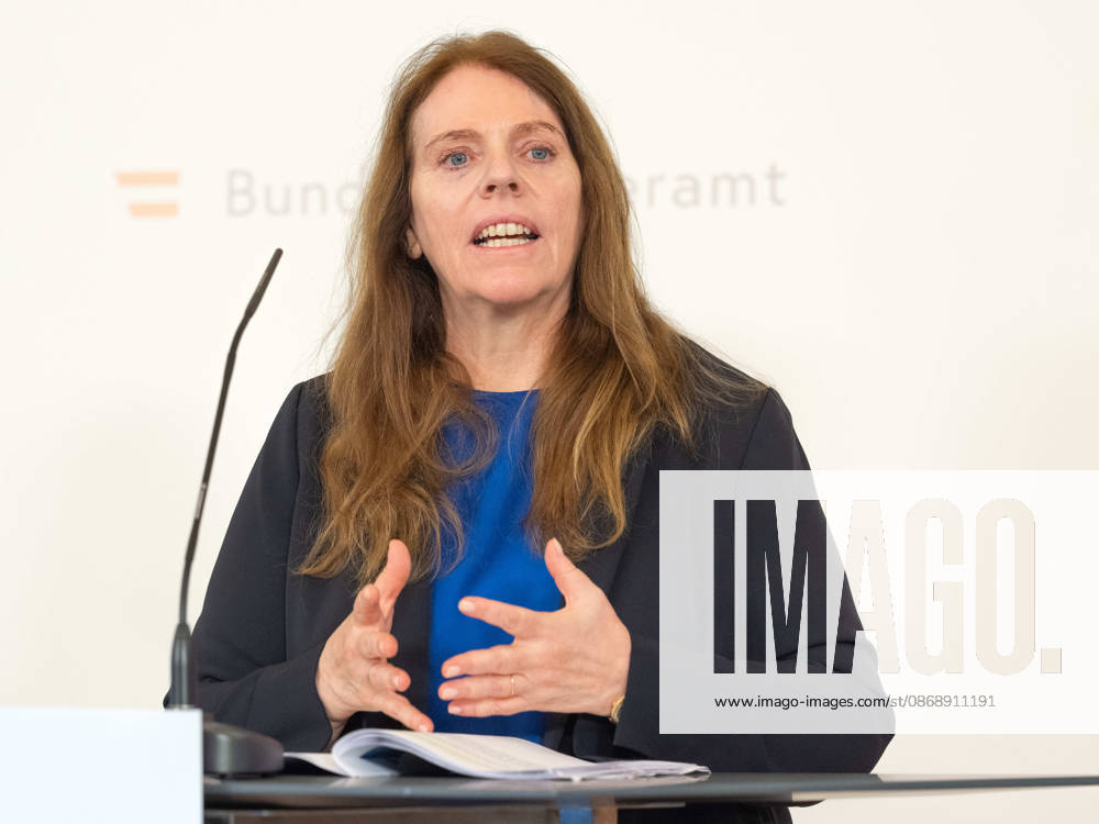 Presentation on Early Childhood Education by Manuela Lenk, Director General of Subject-Specific Statistics at Statistics Austria, on October 8, 2026, during the presentation of the 2025–26 Early Childhood Education Monitoring Report by Statistics Austria at the Federal Chancellery in Vienna, Vienna, Austria