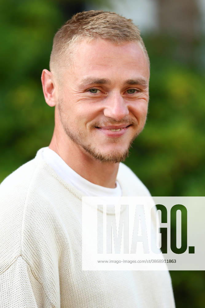 English actor BEN HARDY during Jury photocall of the 37th Dinard British and Irish Film Festival in Dinard, France. Dinard France - ZUMAc179 20261008_zep_c179_010