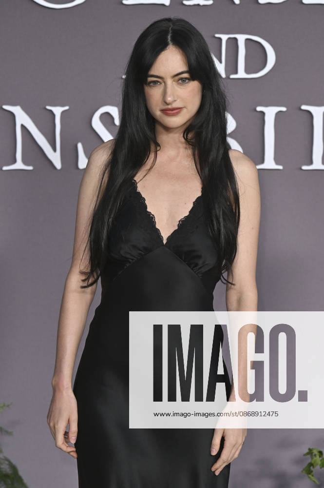 Cazzie David at the premiere of the movie *Sense and Sensibility* at the United Theater in Los Angeles, October 7, 2026 Foto:xD.xStarbuckx xFuturexImagex sensuality_6053
