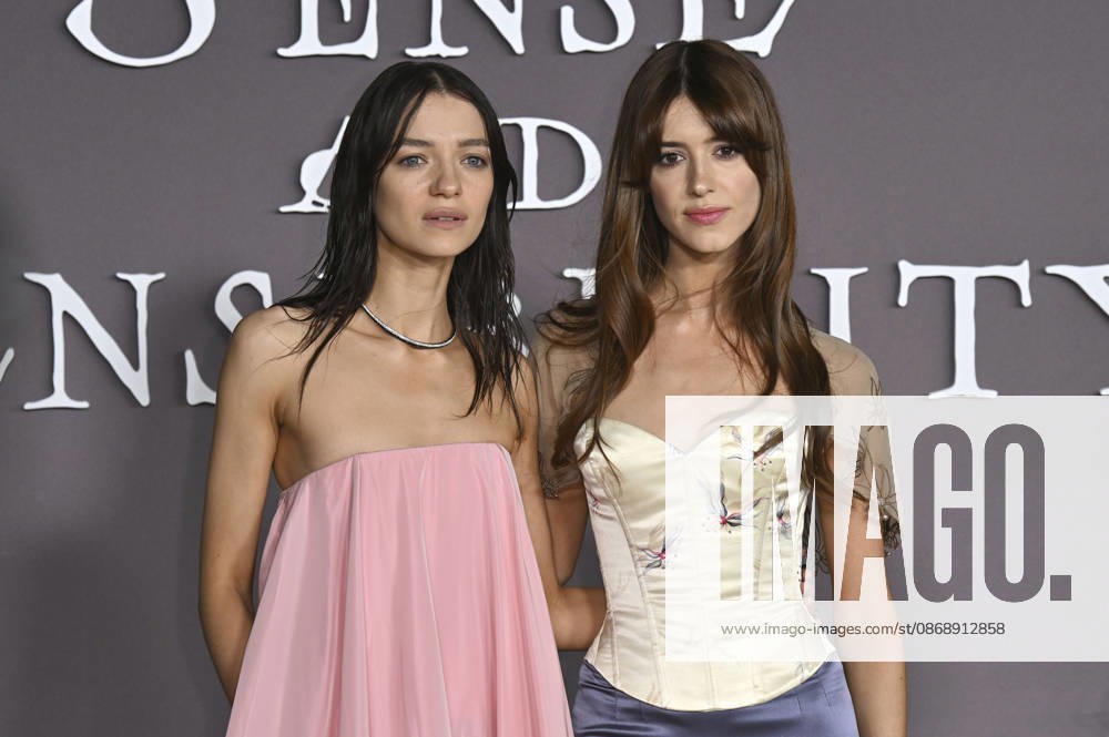 Esme Creed Miles and Daisy Edgar Jones at the premiere of the movie *Sense and Sensibility* at the United Theater in Los Angeles, October 7, 2026 Foto:xD.xStarbuckx xFuturexImagex sensuality_6115
