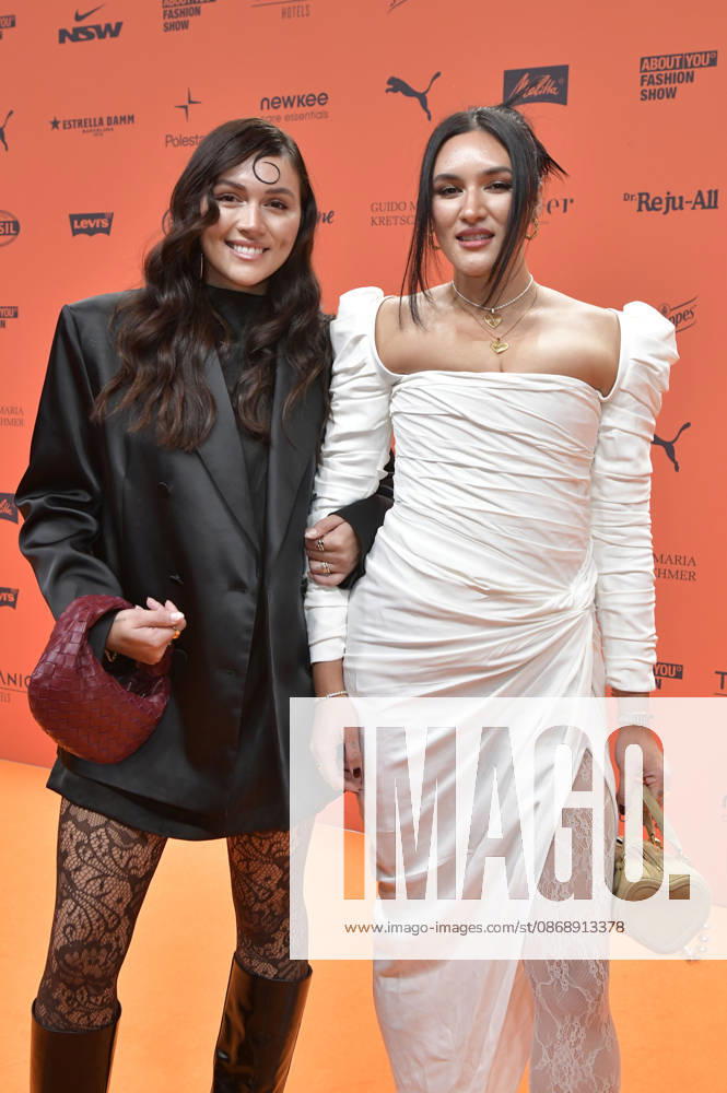 Anna Maria Damm and Katharina Damm at the About You Opera 2026 at the Admiralspalast in Berlin, October 7, 2026 Foto:xM.xBehrensx xFuturexImagex about_you_6018