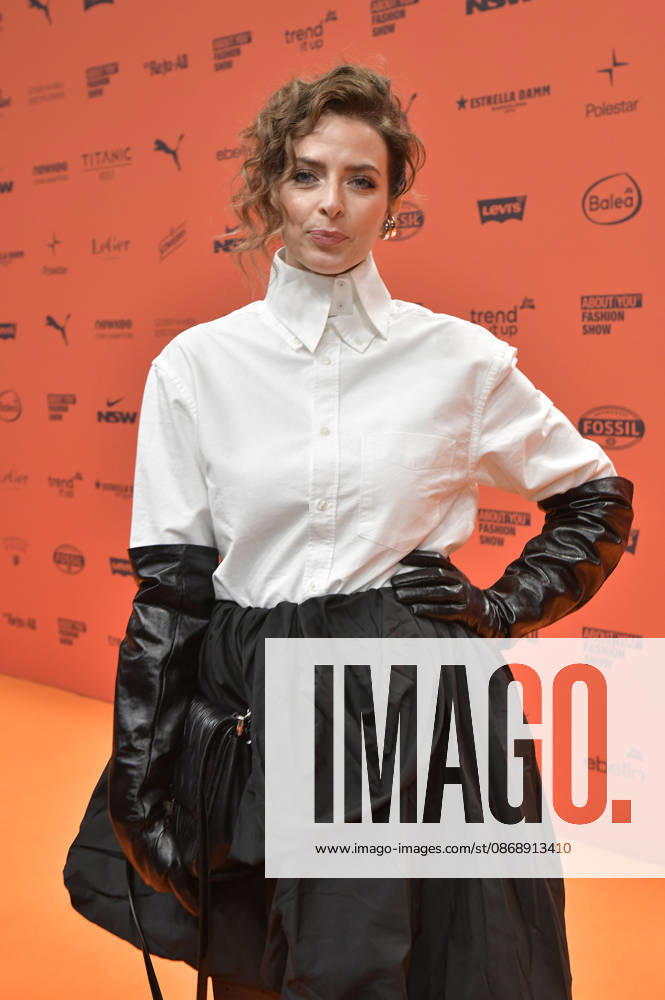 Eva Padberg at the About You Opera 2026 at the Admiralspalast in Berlin, October 7, 2026 Foto:xM.xBehrensx xFuturexImagex about_you_6038