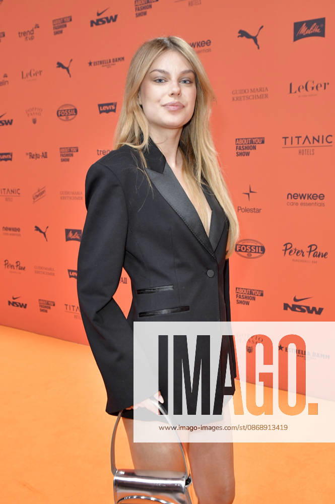 Selma May at the About You Opera 2026 at the Admiralspalast in Berlin, October 7, 2026 Foto:xM.xBehrensx xFuturexImagex about_you_6043