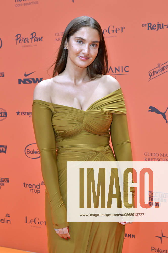 Tanja Makaric at the About You Opera 2026 at the Admiralspalast in Berlin, October 7, 2026 Foto:xM.xBehrensx xFuturexImagex about_you_6079