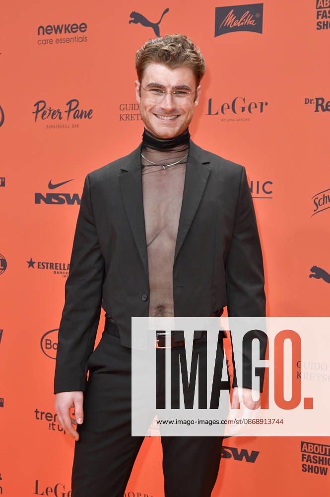 Linus Weber at the About You Opera 2026 at the Admiralspalast in Berlin, October 7, 2026 Foto:xM.xBehrensx xFuturexImagex about_you_6087