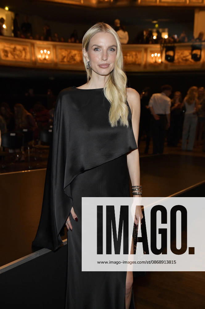 Leonie Hanne at the About You Opera 2026 at the Admiralspalast in Berlin, October 7, 2026 Foto:xM.xBehrensx xFuturexImagex about_you_6126