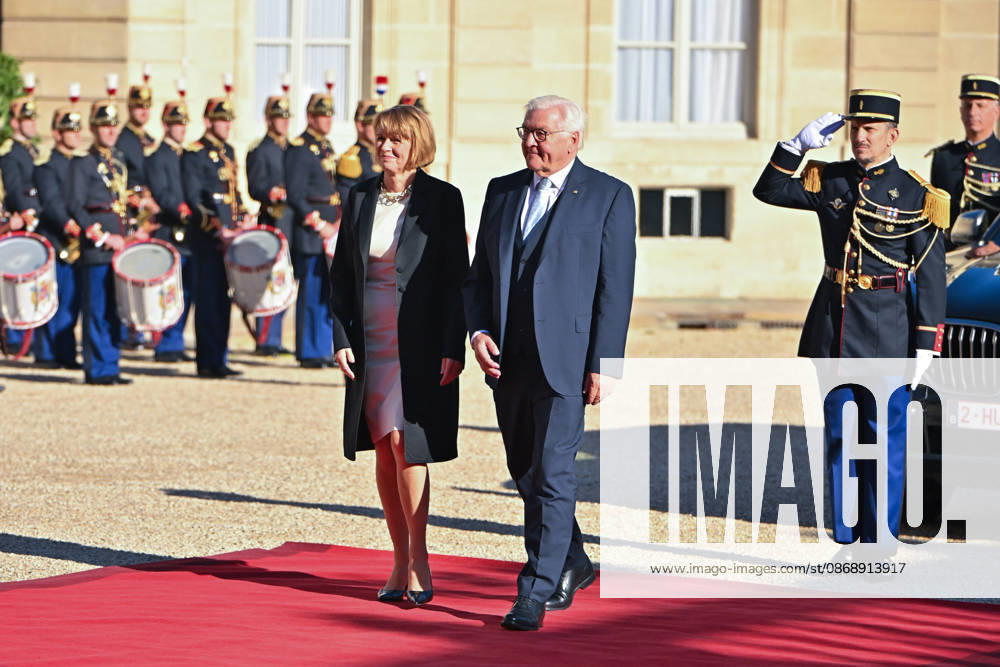 French president hosts German president, Elysee Palace, Paris, France French president Emmanuel Macron and his wife Mme Brigitte Macron host German President Mr Frank Walter Steinmeier and wife Mme Elke Budenbender at the Elysee Palace on October 08, 2026. Paris Elysee Palace Ile de France France