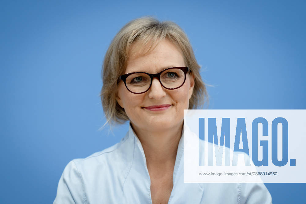 BPK, Alliance 90 The Greens, Franziska Brantner, Berlin, BPK, Presentation of the Main Resolution Our Plan for Germany, Franziska Brantner, Federal Chair, Alliance 90 The Greens, Berlin, Berlin, GER