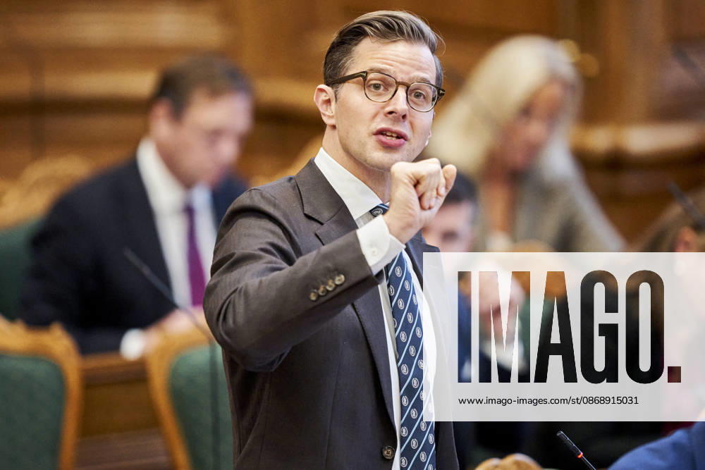 Opening Debate in the Danish Parliament: Alex Vanopslagh, Chairman of the Liberal Alliance, during the opening debate in the Parliament Hall at Christiansborg on Thursday, October 8, 2026. Photo by Thomas Traasdahl, Ritzau Scanpix, Copenhagen, Denmark