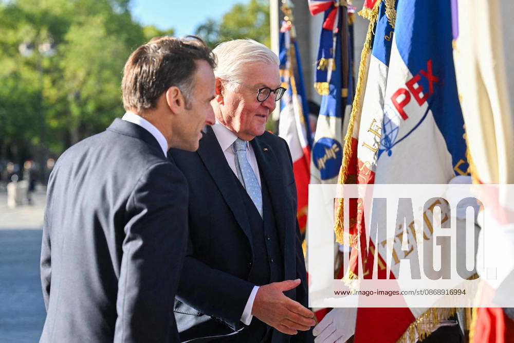 President Emmanuel Macron and Frank-Walter Steinmeier, President of Germany, at a ceremony at the Arc de Triomphe in Paris on October 8, 2026, in honor of the state visit of the President of Germany and his wife to France. Christian Liewig Bestimage President Emmanuel Macron and his wife Brigitte Macron welcome Frank-Walter Steinmeier, President of Germany, and his wife, Elke Büdenbender, for a ceremony at the Arc de Triomphe in Paris on October 8, 2026, Paris, France