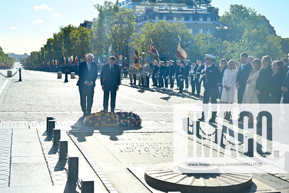 Frank Walter Steinmeier, President of Germany, and President Emmanuel Macron during a ceremony at the Arc de Triomphe in Paris on October 8, 2026, in honor of the state visit of the President of Germany and his wife to France. Christian Liewig Bestimage President Emmanuel Macron and his wife Brigitte Macron welcome Frank Walter Steinmeier, President of Germany, and his wife, Elke Büdenbender, for a ceremony at the Arc de Triomphe in Paris on October 8, 2026, Paris, France