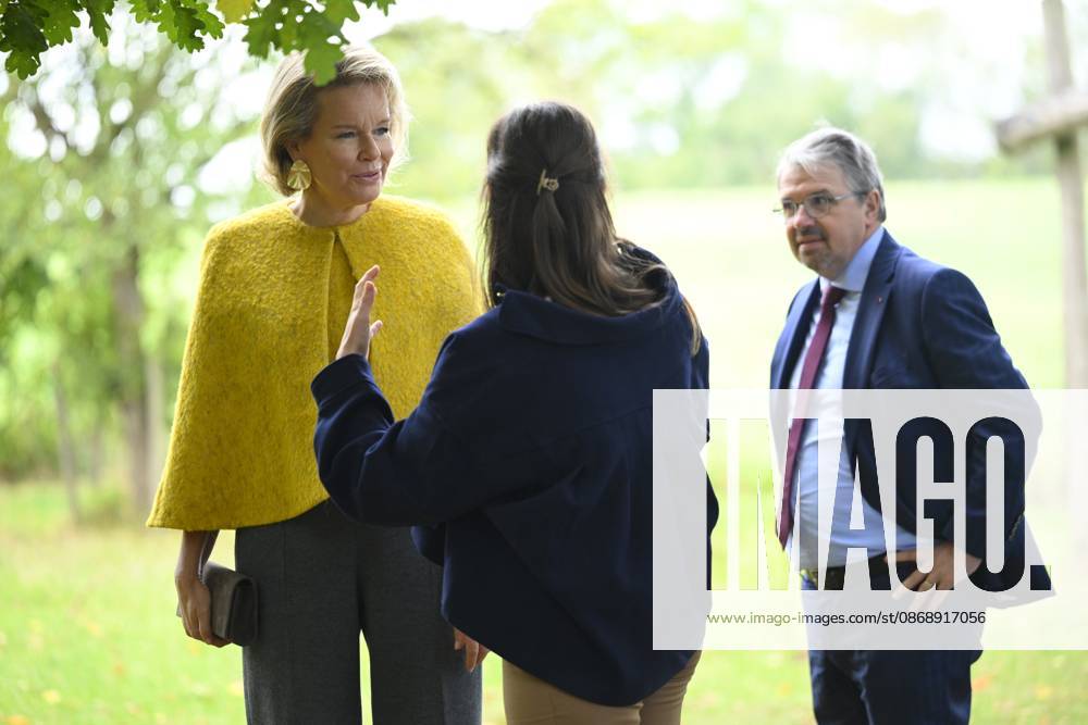 Queen Mathilde Visits Winners Of the 2026 Queen Mathilde Prize GREZ-DOICEAU, BELGIUM - OCTOBER 08: Queen Mathilde of Belgium pictured visiting two organizations that won the 2026 Queen Mathilde Prize : Vzw Alba, on October 08, 2026 in Grez-Doiceau, Belgium, 08 10 2026 Grez-Doiceau Belgium