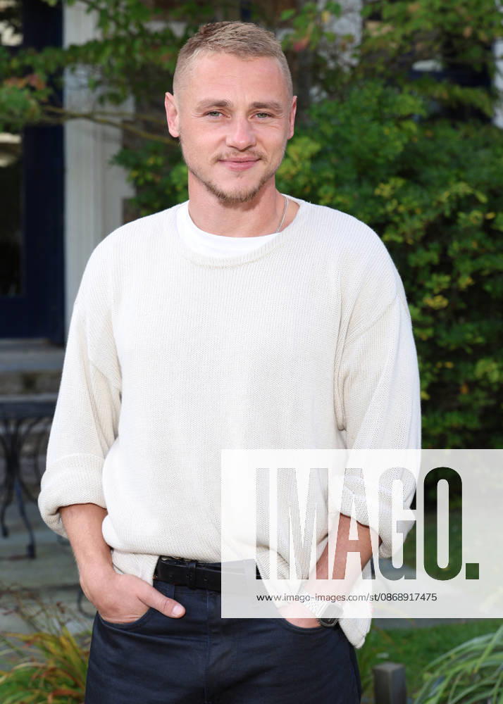 Ben Hardy Jury photocall at the 37th edition of the Dinard British Film Festival on October 8, 2026 Denis Guignebourg Bestimage Jury photocall at the 37th edition of the Dinard British Film Festival on October 8, 2026 Dinard, France