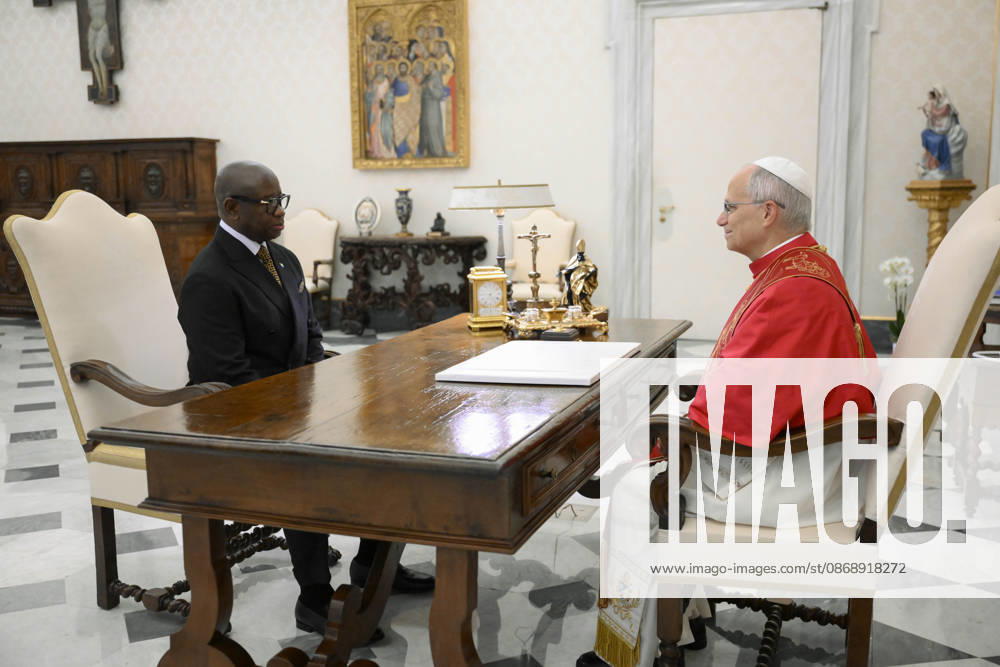 ITALY - POPE - VATICAN-2026 10 8 Italy, Rome, Vatican, 2026 10 8 Pope Leo XIV receives Mr. Julius Maada Bio, President of the Republic of Sierra Leone, in a private audience in Vatican . - NO BOOKS