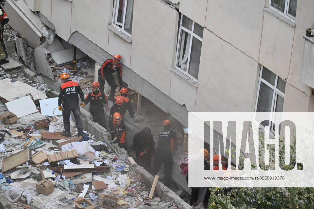 Partial collapse occurs in 7-story building in Istanbul s Maltepe district ISTANBUL, TURKIYE - OCTOBER 8: Search and rescue personnel, including firefighters, AFAD, UMKE, and police teams, operate at the site of a partial building collapse in the Cevizli neighborhood of Maltepe district, Istanbul, Turkiye on October 8, 2026. Trapped residents on the unaffected upper floors were evacuated while emergency teams initiated search and rescue efforts beneath the collapsed lower levels. Ten people were rescued alive from the rubble, while officials confirmed two fatalities as of late morning. Ahmet Okatali Anadolu Istanbul Turkey. Editorial use only. Please get in touch for any other usage.