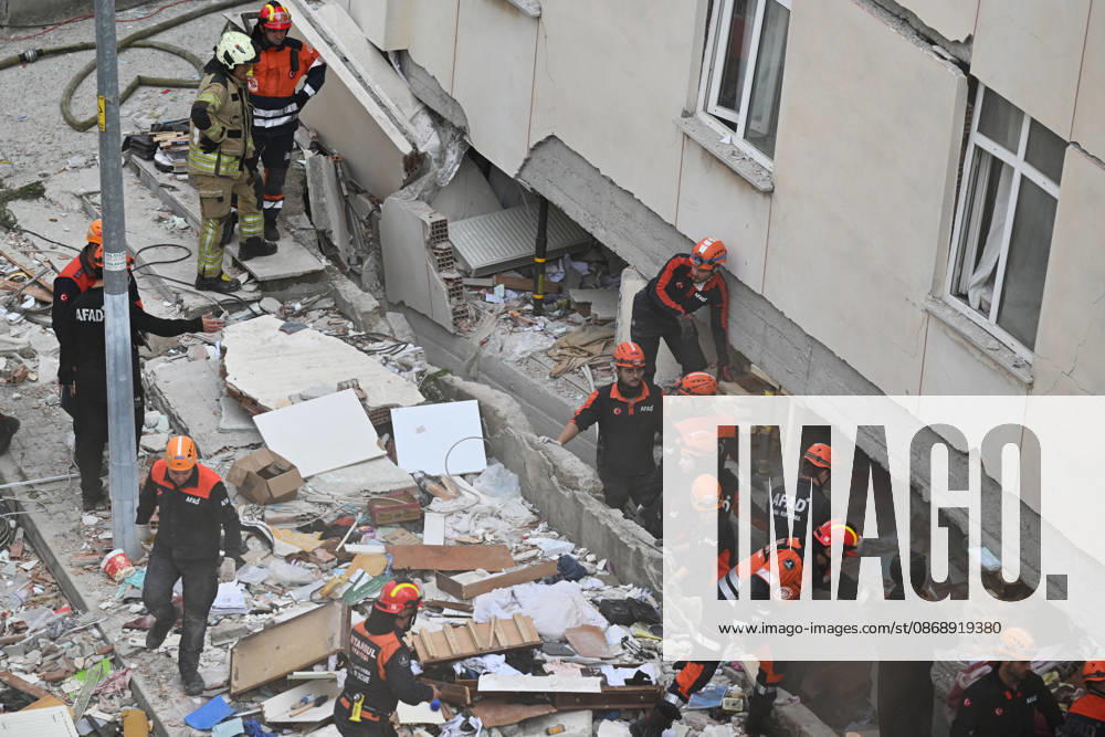 Partial collapse occurs in 7-story building in Istanbul s Maltepe district ISTANBUL, TURKIYE - OCTOBER 8: Search and rescue personnel, including firefighters, AFAD, UMKE, and police teams, operate at the site of a partial building collapse in the Cevizli neighborhood of Maltepe district, Istanbul, Turkiye on October 8, 2026. Trapped residents on the unaffected upper floors were evacuated while emergency teams initiated search and rescue efforts beneath the collapsed lower levels. Ten people were rescued alive from the rubble, while officials confirmed two fatalities as of late morning. Ahmet Okatali Anadolu Istanbul Turkey. Editorial use only. Please get in touch for any other usage.