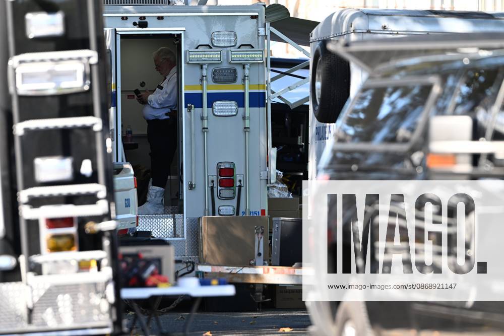 FBI agents seize evidence from the home of Eugene Horsch on West Chew Avenue in Philadelphia, Pennsylvania, United States, on October 7, 2026. Several evidence boxes and bags are visible, including one labeled drain trap and liquid contents. Authorities are investigating the property after linking it to at least seven missing women. Eugene Horsch is the son of the late Raymond R.C. Horsch. Philadelphia USA - ZUMAs197 20261007_aaa_s197_638