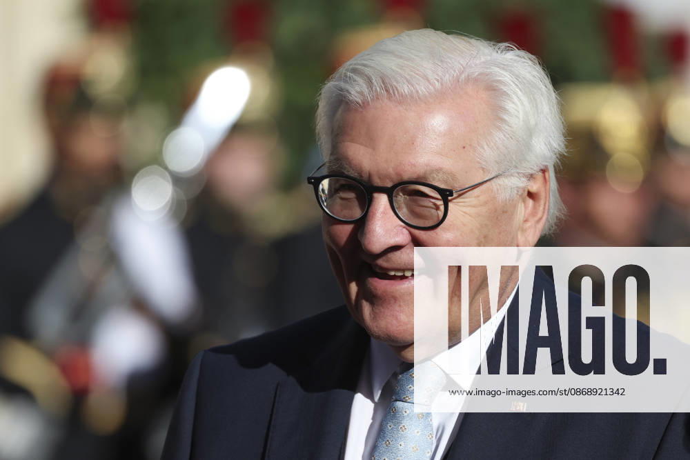 Accueil de Frank-Walter Steinmeier, Prà sident de la Rà publique fà dà rale d Allemagne et de Elke Budenbender par Emmanuel Macron, Prà sident de la Rà publique et Brigitte Macron ce jeudi 8 octobre au palais de lElysà e