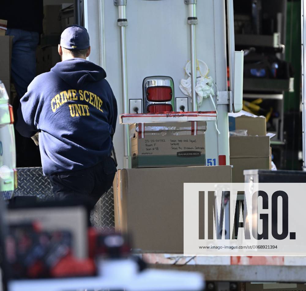 FBI agents seize evidence from the home of Eugene Horsch on West Chew Avenue in Philadelphia, Pennsylvania, United States, on October 7, 2026. Several evidence boxes and bags are visible, including one labeled drain trap and liquid contents. Authorities are investigating the property after linking it to at least seven missing women. Eugene Horsch is the son of the late Raymond R.C. Horsch. Philadelphia USA - ZUMAs197 20261007_aaa_s197_644