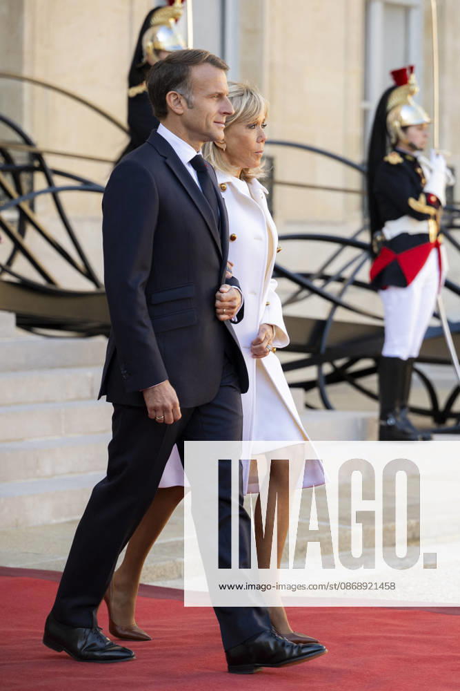 French President Macron Welcomes Germany s President Steinmeier - Paris French President Emmanuel Macron and his wife Brigitte Macron welcomes Germany s President and his wife at the Elysee Palace in Paris on October 8, 2026. Photo by Eliot Blondet ABACAPRESS.COM Paris France France