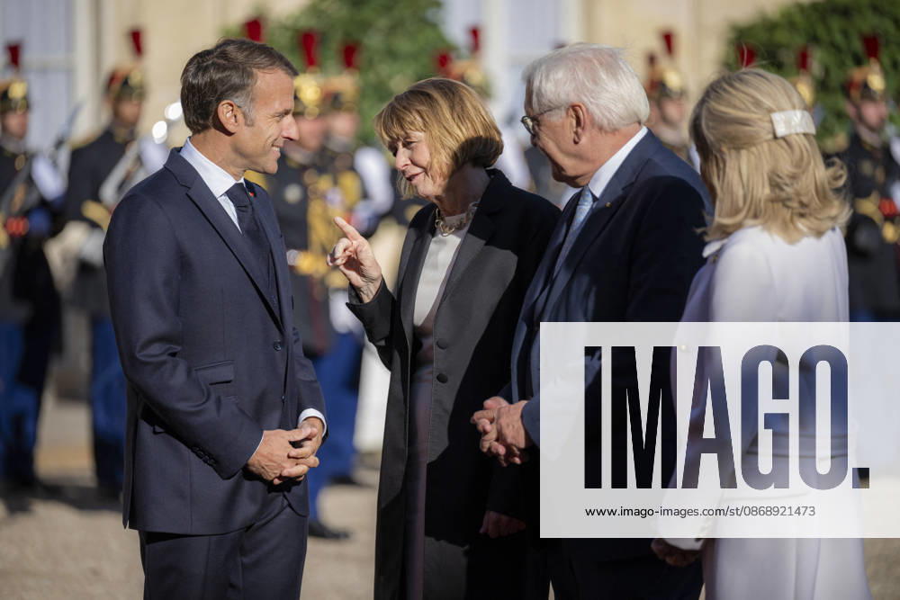 French President Macron Welcomes Germany s President Steinmeier - Paris French President Emmanuel Macron and his wife Brigitte Macron welcomes Germany s President Frank-Walter Steinmeier and his wife Elke Buedenbender at the Elysee Palace in Paris on October 8, 2026. Photo by Eliot Blondet ABACAPRESS.COM Paris France France