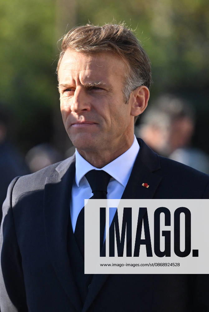 President Emmanuel Macron at a ceremony at the Arc de Triomphe in Paris on October 8, 2026, in honor of the state visit to France by the President of Germany and his wife. Christian Liewig Bestimage President Emmanuel Macron and his wife Brigitte Macron welcome Frank-Walter Steinmeier, President of Germany, and his wife, Elke Büdenbender, for a ceremony at the Arc de Triomphe in Paris on October 8, 2026, Paris, France