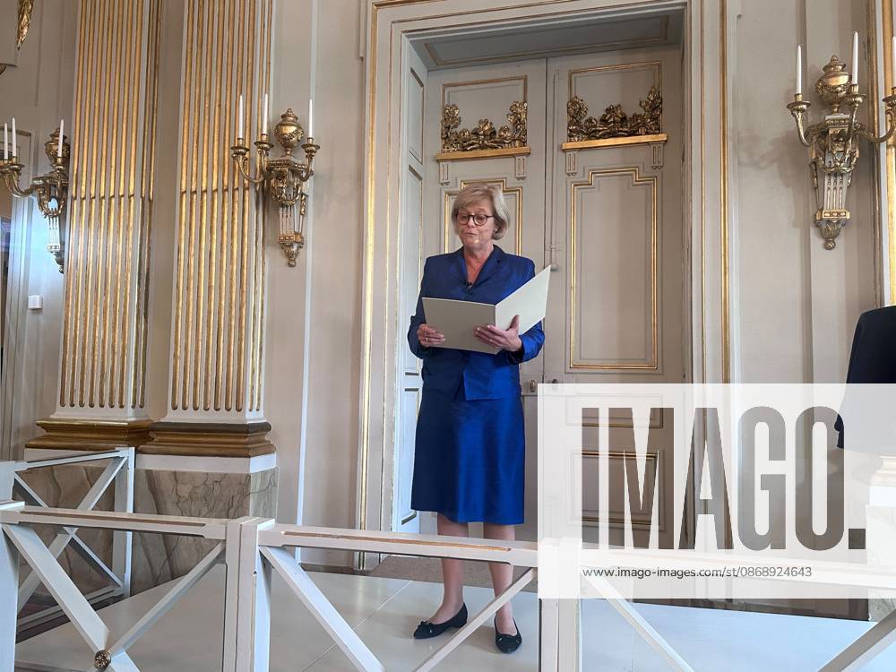 2026 Nobel Prize in Literature awarded to Canadian writer Anne Carson STOCKHOLM, SWEDEN - OCTOBER 08: Ingrid Carlberg, Permanent Secretary of the Swedish Academy, announces the winner of the 2026 Nobel Prize in Literature during a press conference at the Swedish Academy in Stockholm, Sweden, on October 08, 2026. The prize is awarded to 76-year-old Canadian writer and poet Anne Carson for her bold and innovative works that create new forms for contemporary literature in a playful dialogue with the classical tradition. Atila Altuntas Anadolu Stockholm Sweden. Editorial use only. Please get in touch for any other usage.